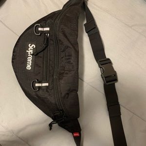 Supreme Fanny pack (black)